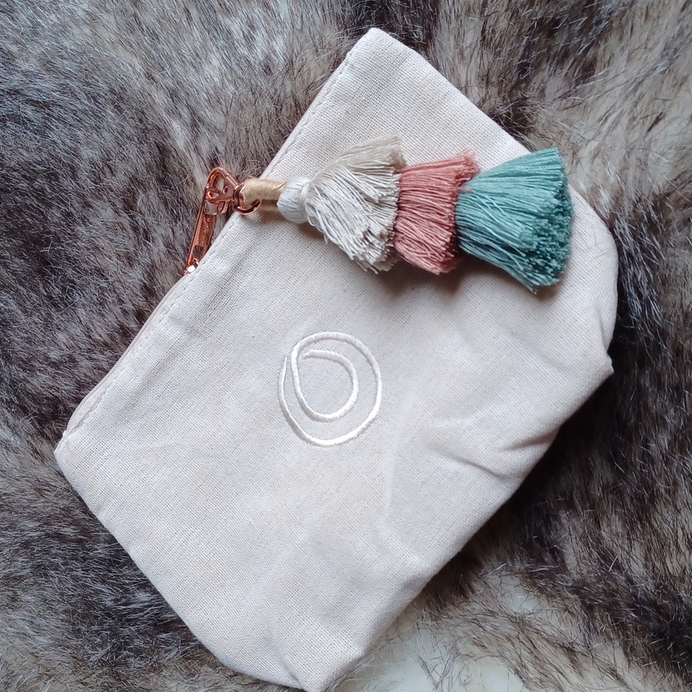 Monat cosmetic  bag